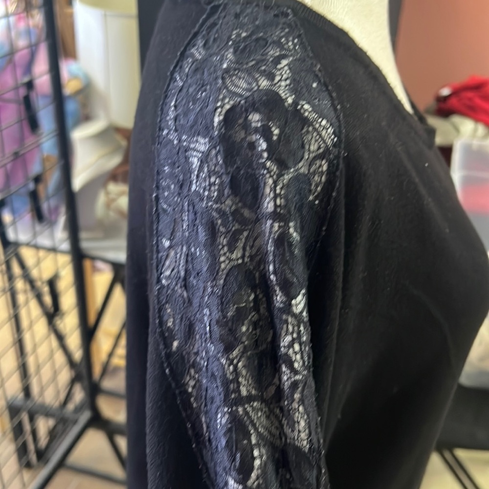 Maurices sweater